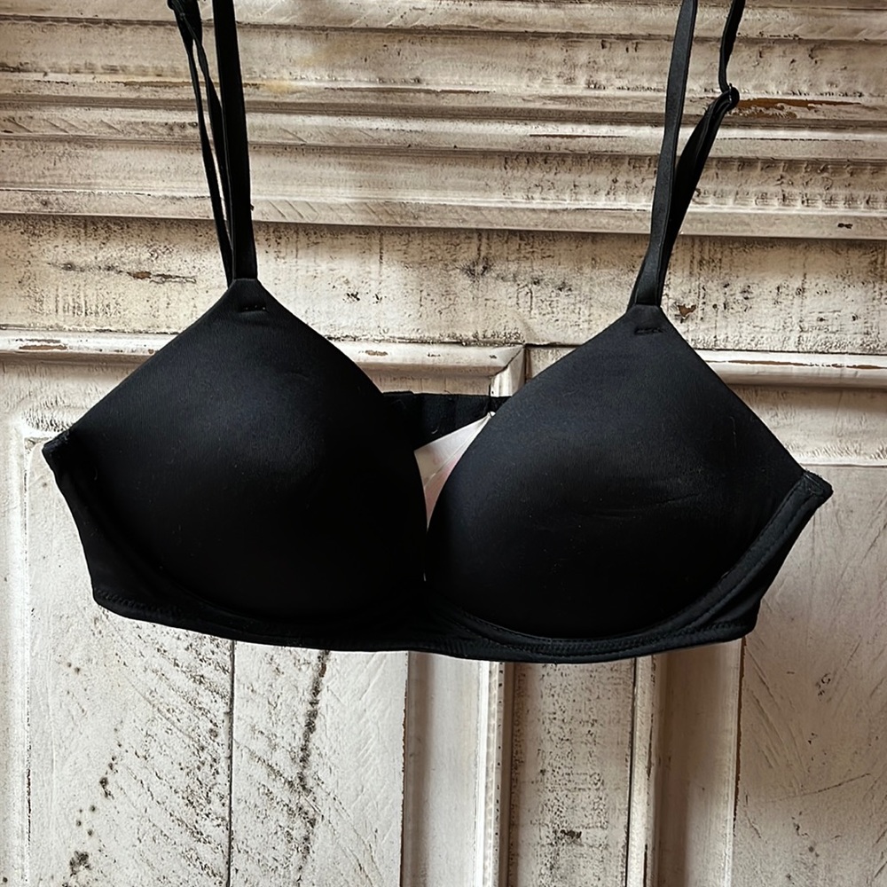 Pink Victoria 34 B